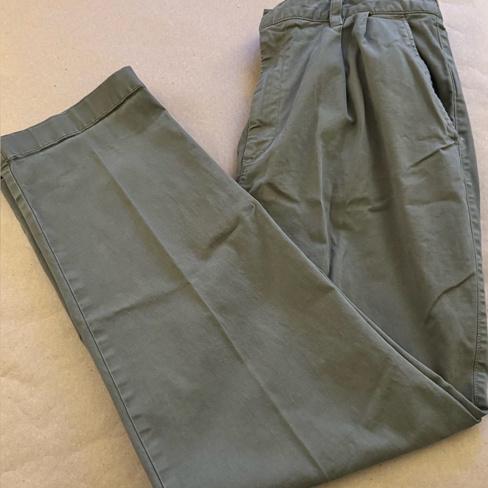 GAP Khaki Green Trousers